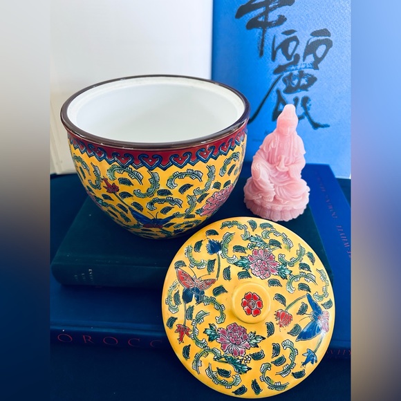 Vintage Chinese Butterfly Porcelain Yellow Bowl Jar 5'' | Marking - Picture 2 of 6
